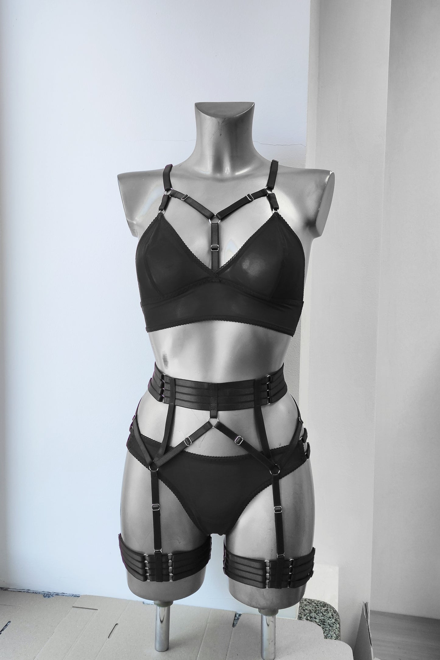 Morwi - black transparent woman lingerie set