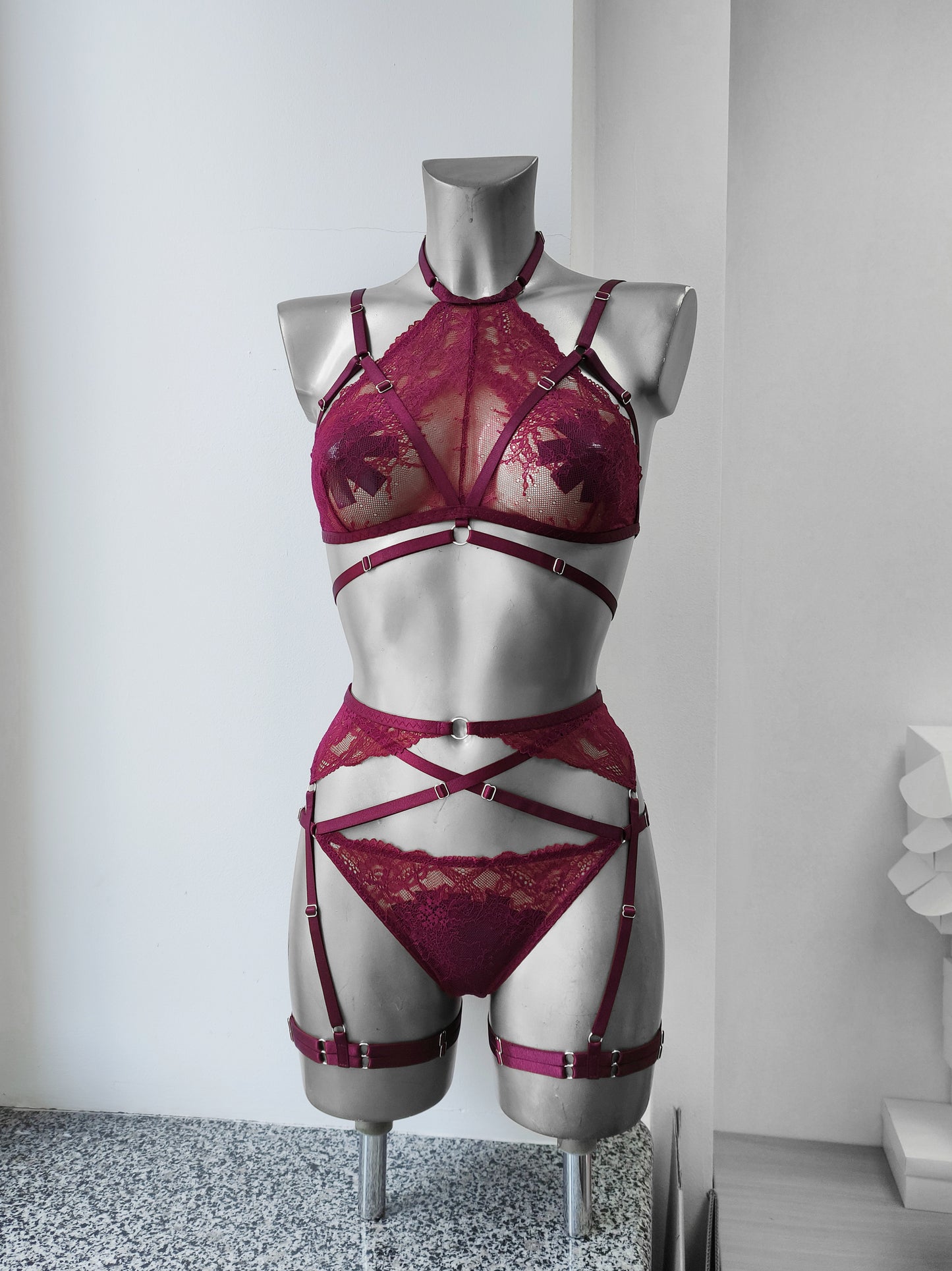 Drusilla - halter lace lingerie set