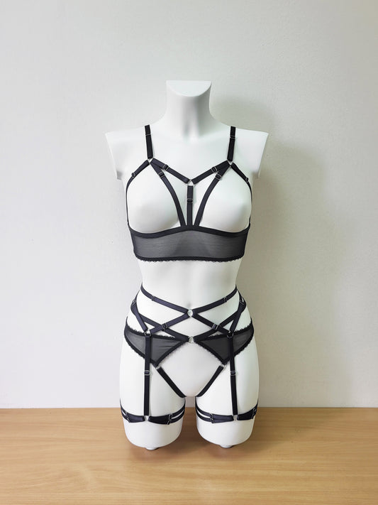 Frigg - mesh black crotchless women lingerie set