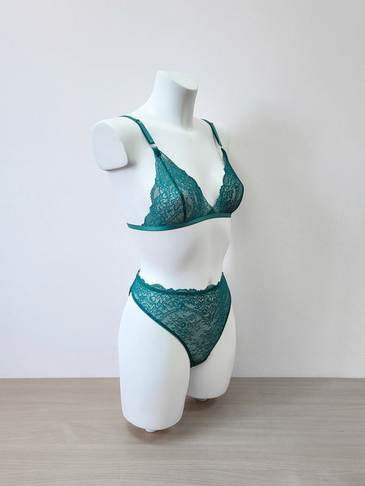 Ivy - emerald green high waisted open lingerie set