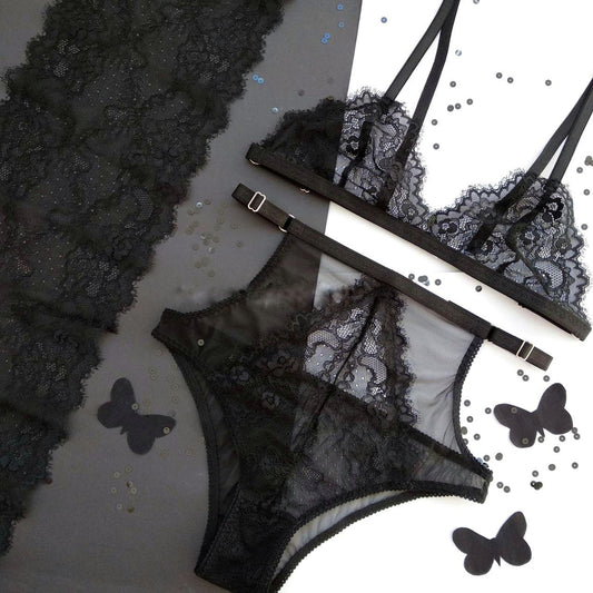 Delilah - black lace lingerie set with high wasited panties