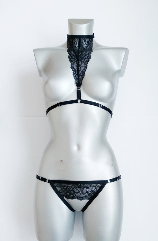 Cassiopea - black collar harness and open panties set
