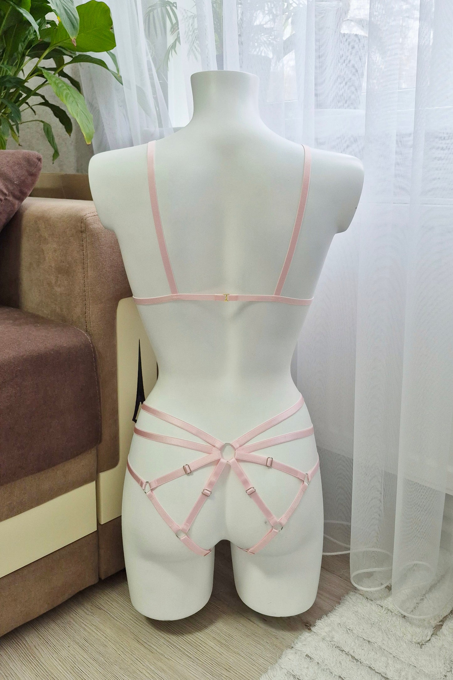 Sulis - lace bra and open panties lingerie set