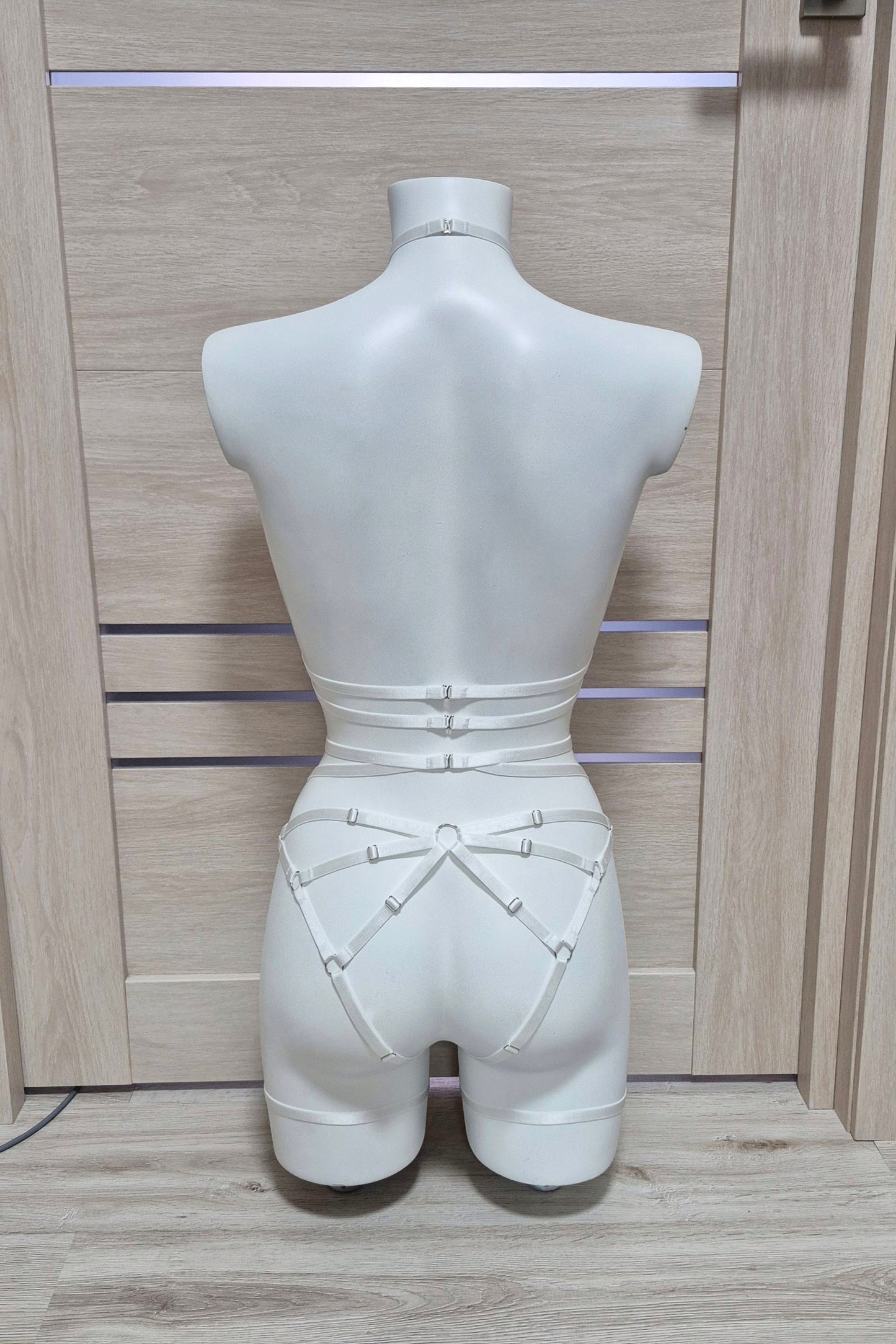 Kadlu - white lace see through lingerie set