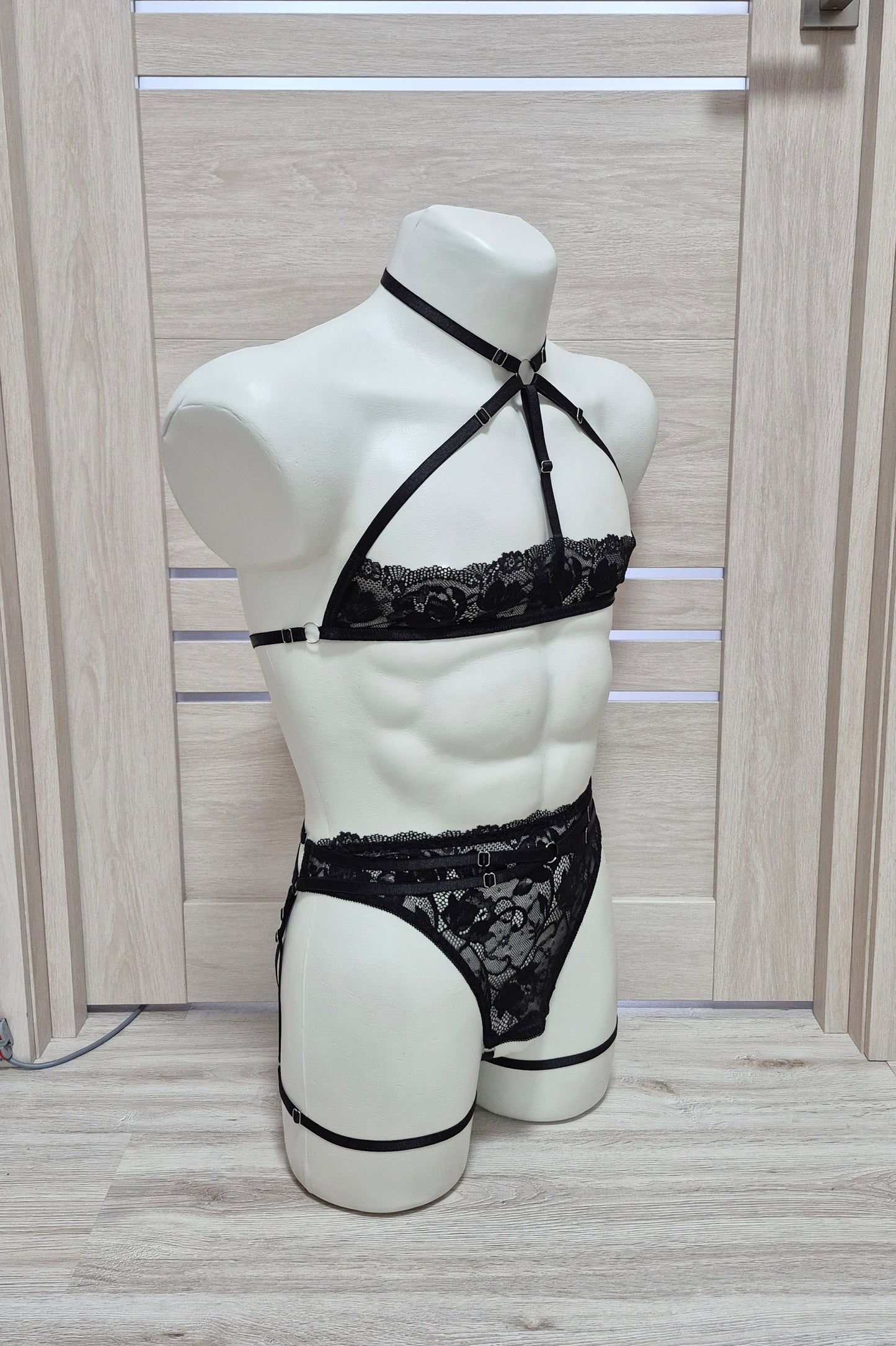 Laksmi men - black crotchless open back lingerie set
