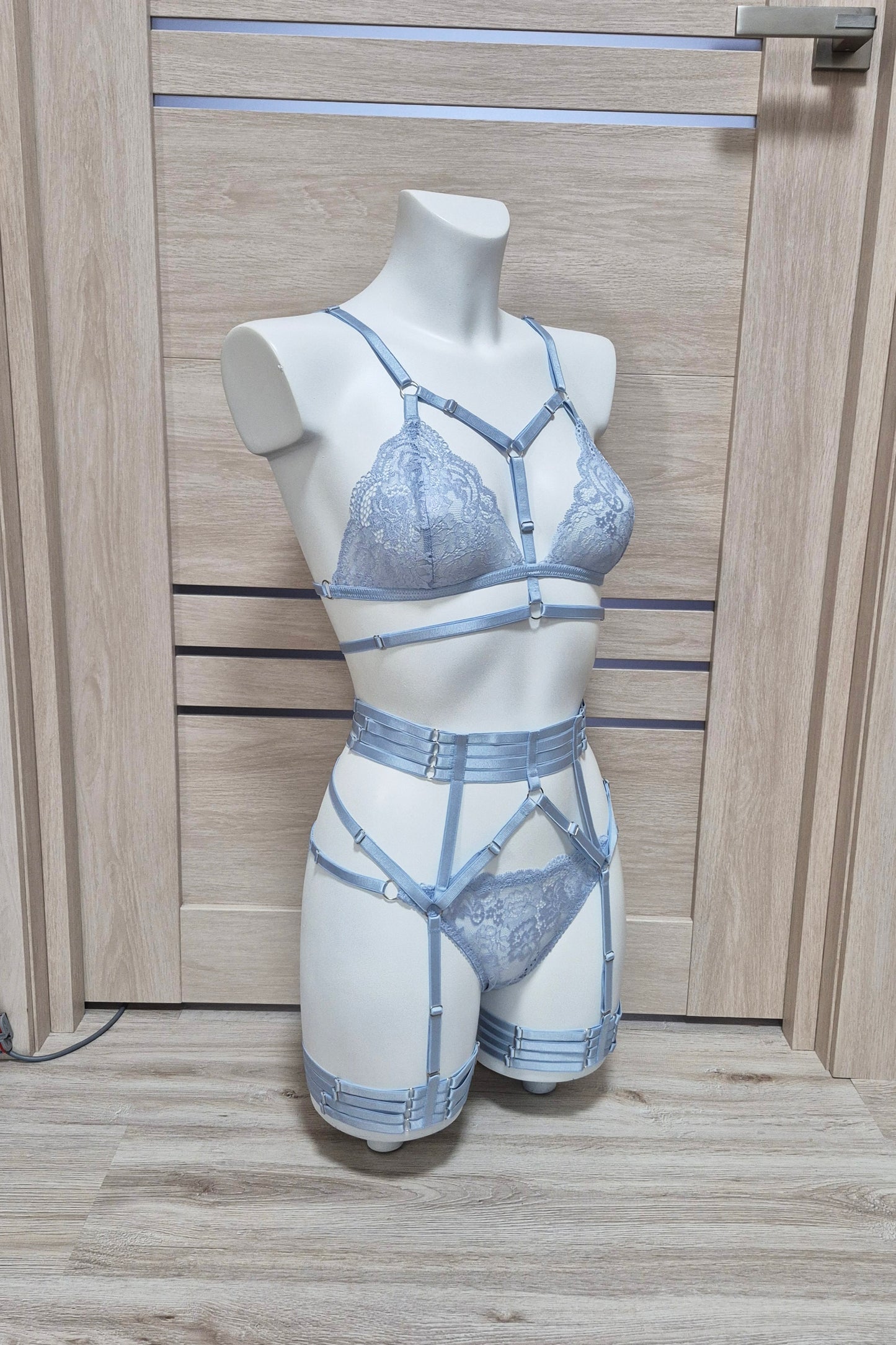 Darla & Morgana - light blue lace lingerie set with garter belt