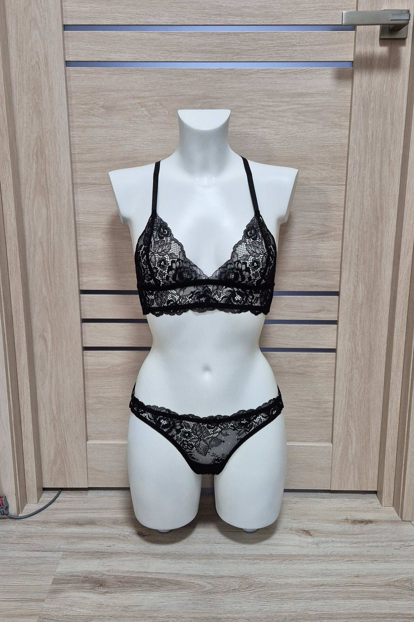 Buffy - black lace lingerie set female