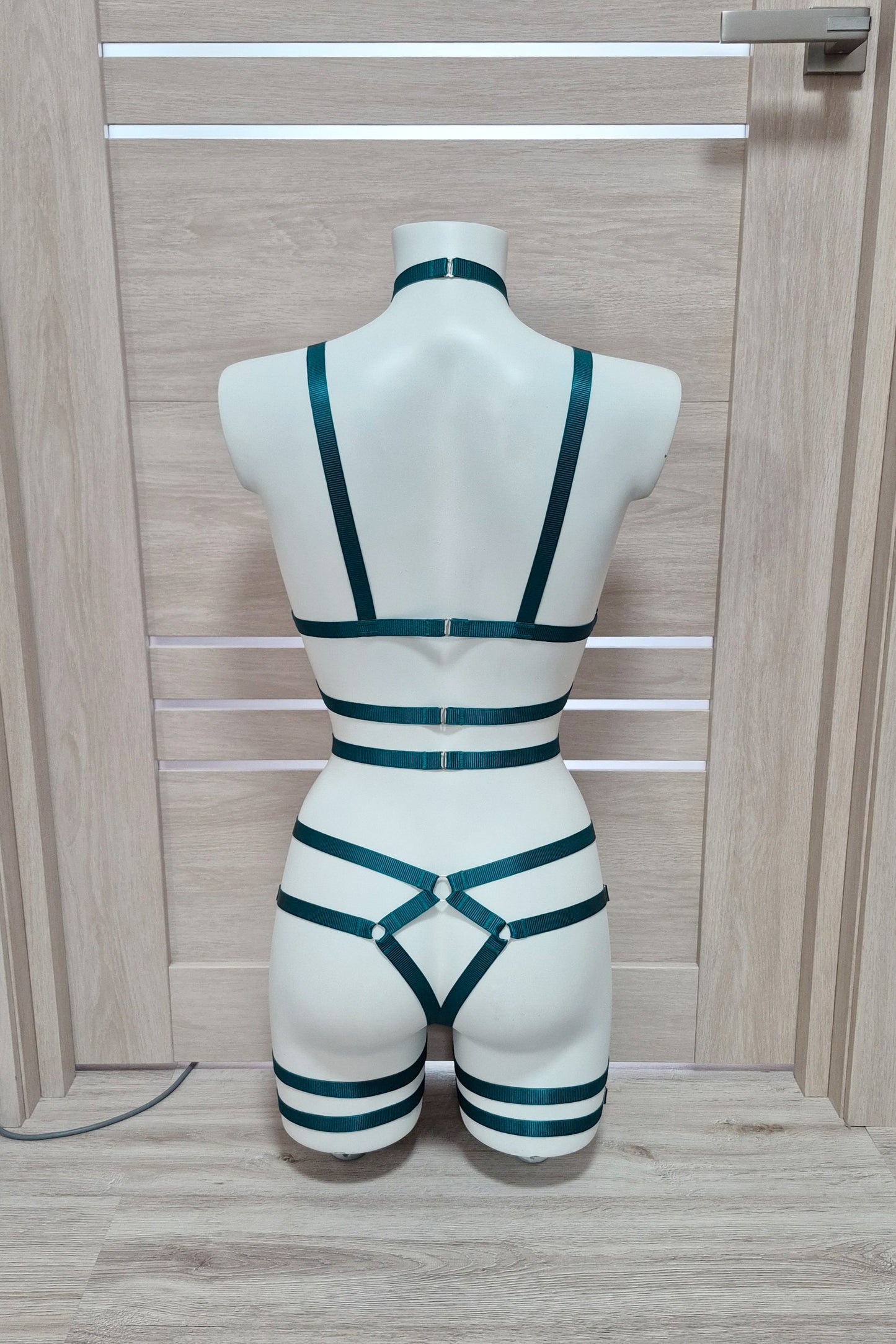 Siren - emerald green festival female outfit