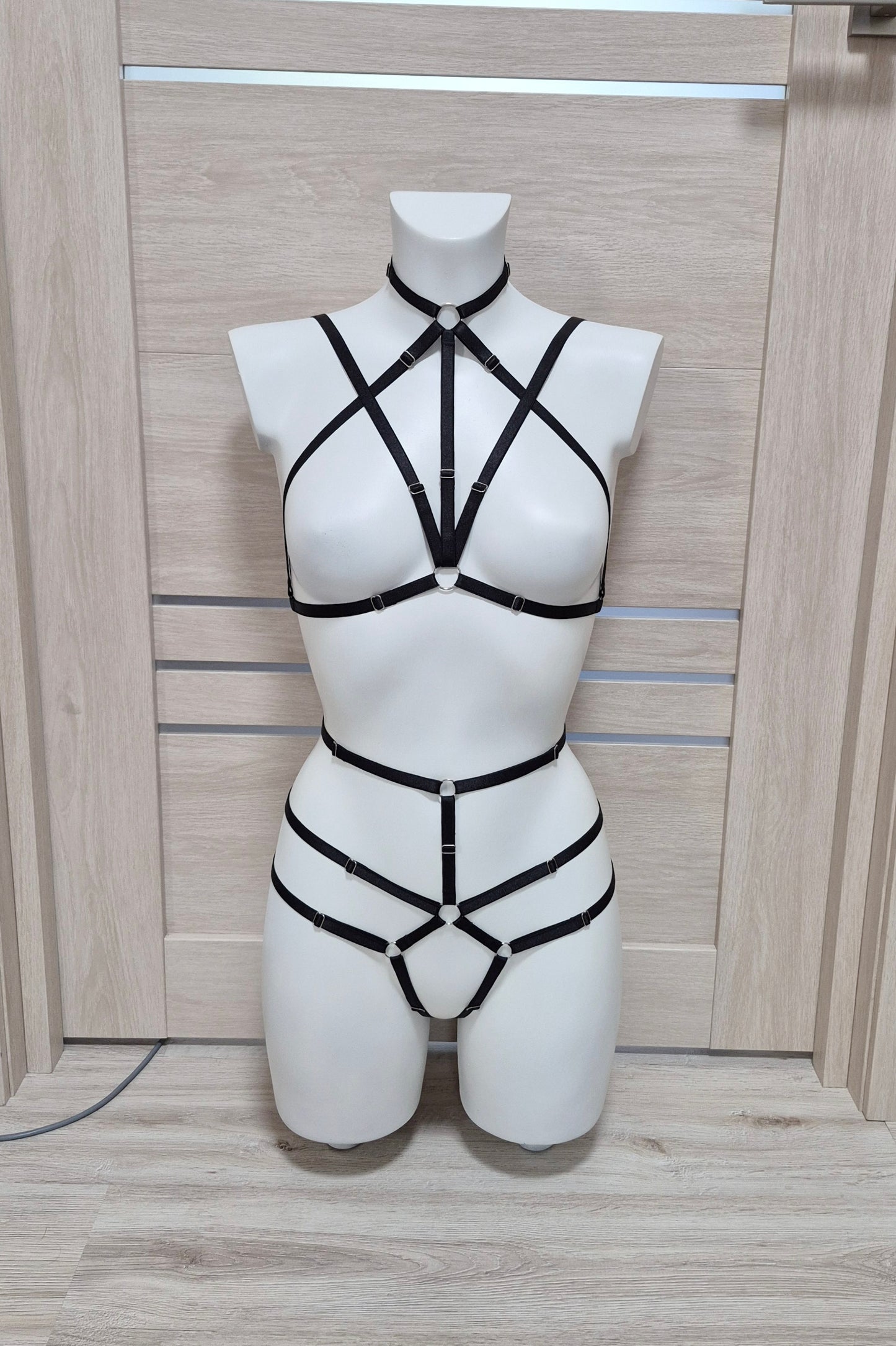 Katniss II - black harness lingerie set for women