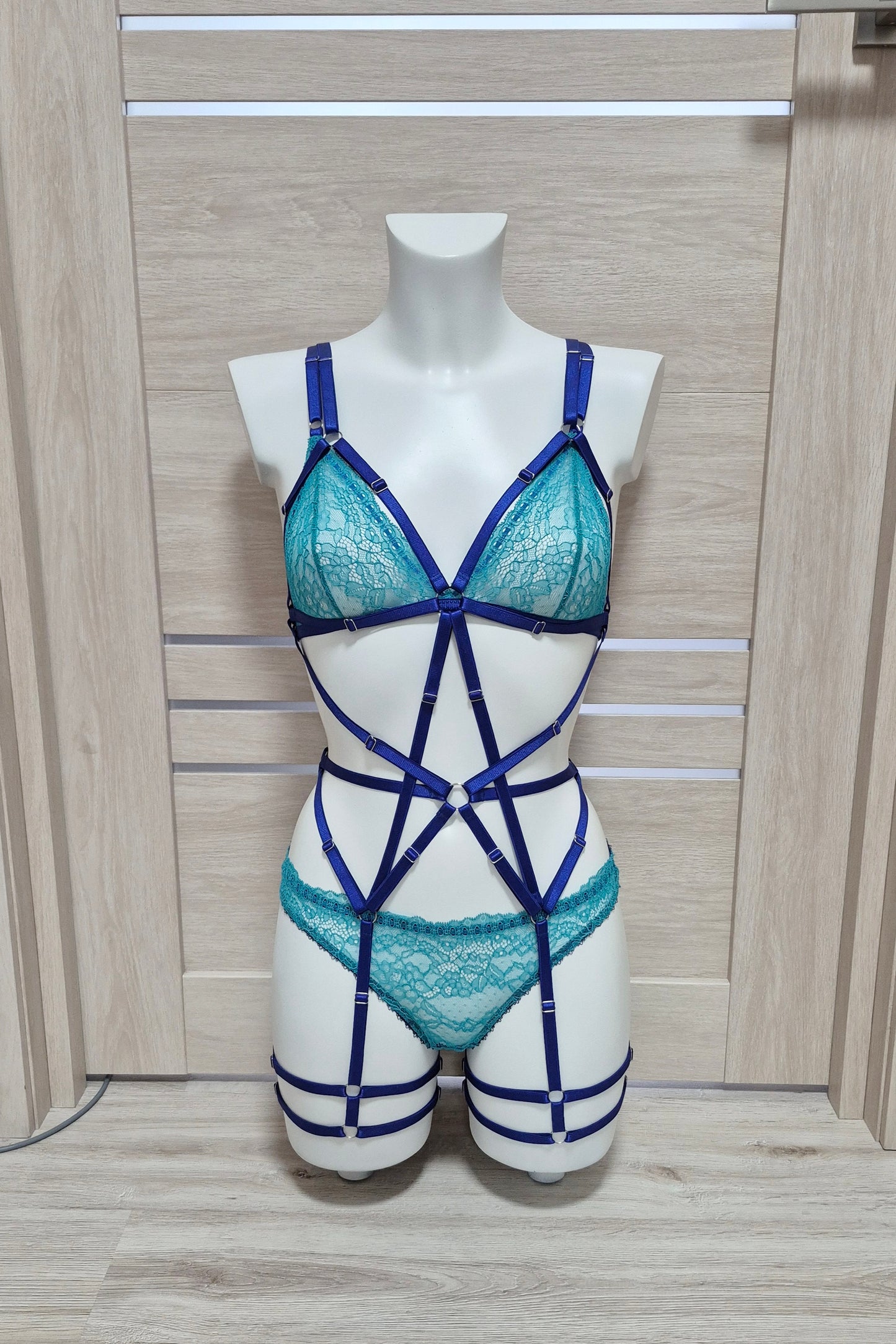 Akasha & Hecate - lace lingerie set with fullbody harness with leg garter belt