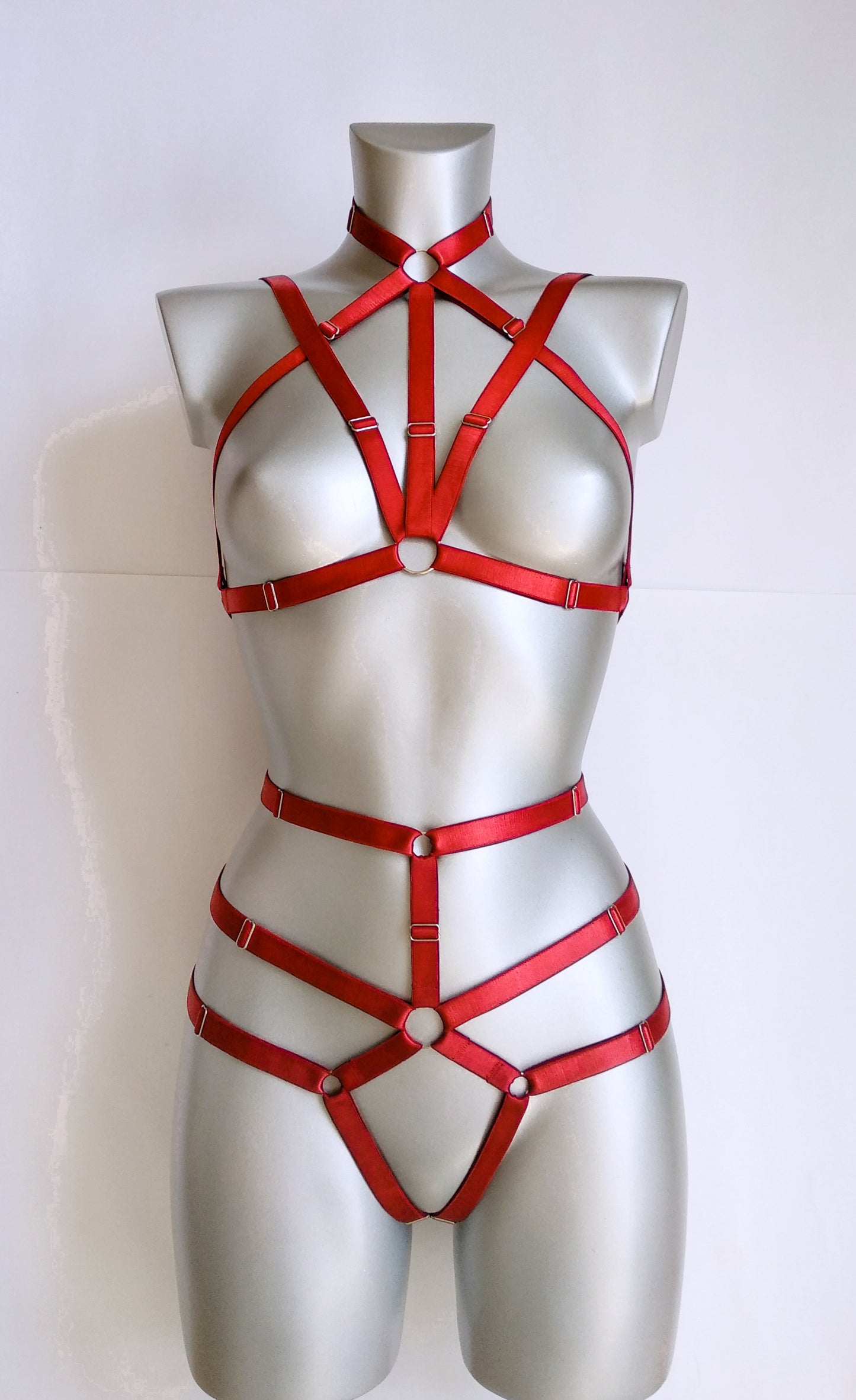 Katniss - red harness lingerie set with chest harness