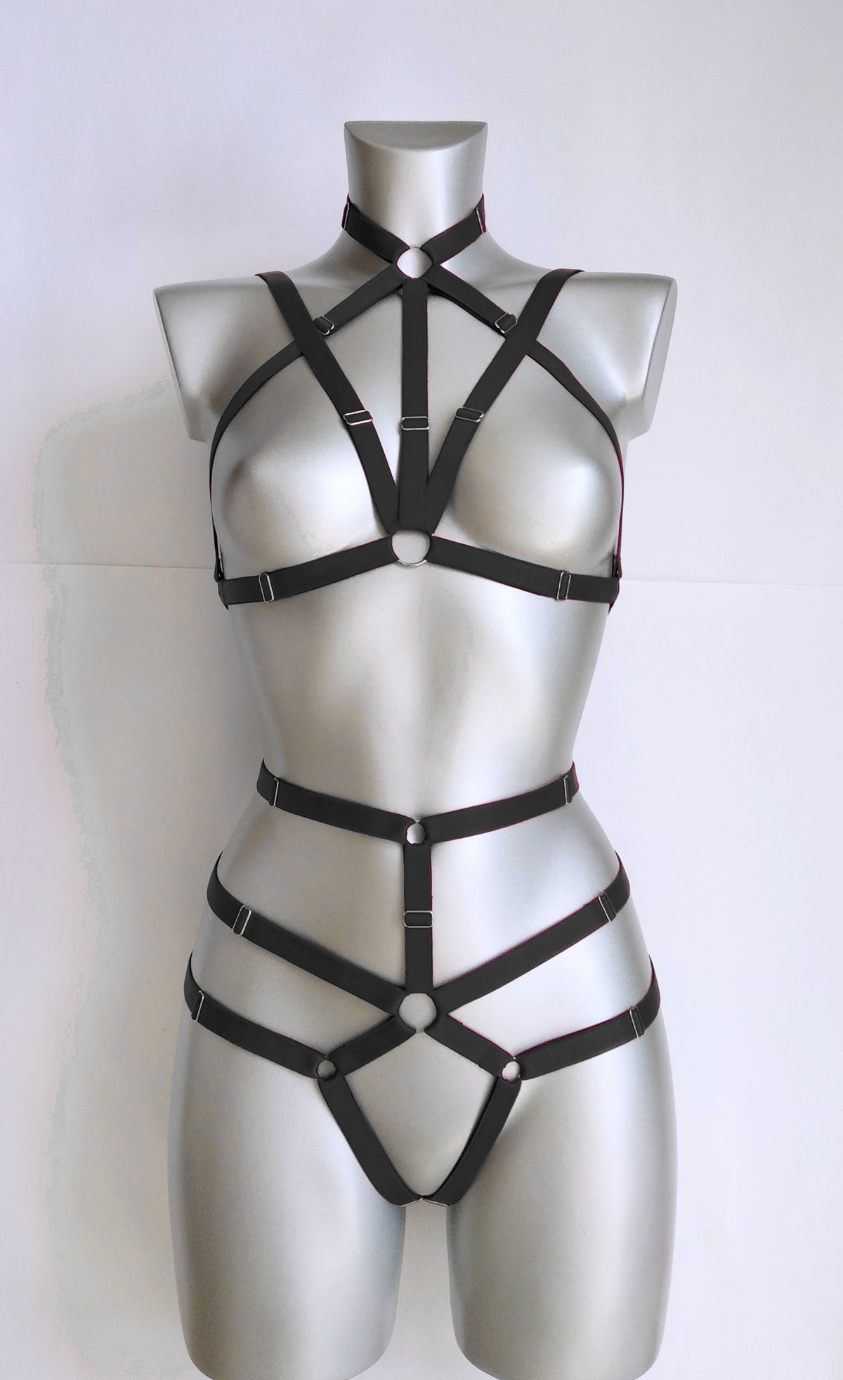 Katniss - black open harness lingerie set
