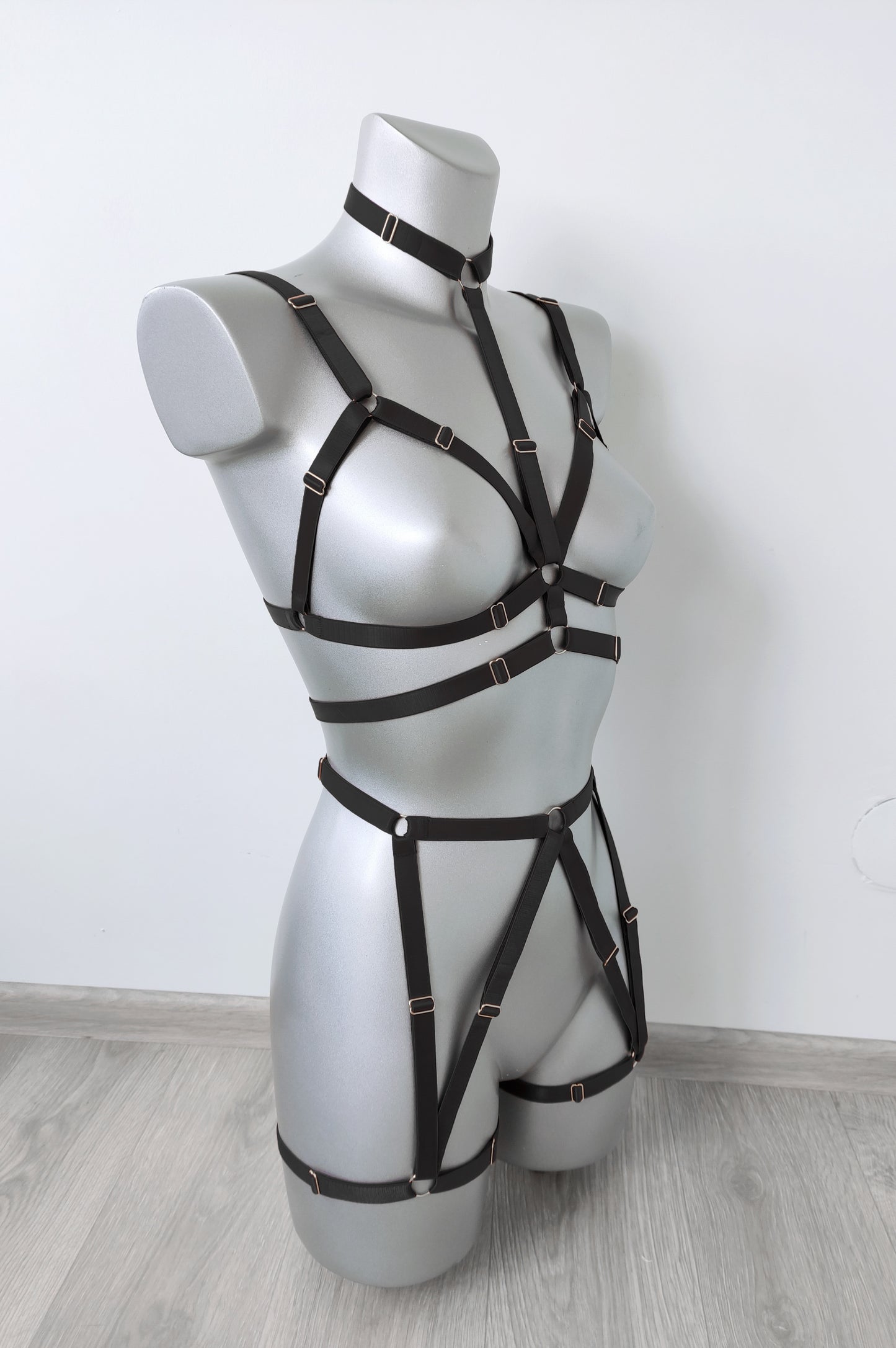 Zhiva - black rave outfit harness bra and belt